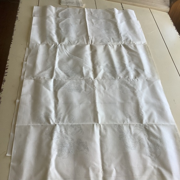 Vintage Stamped Embroidery Project Florals - Picture 1 of 13